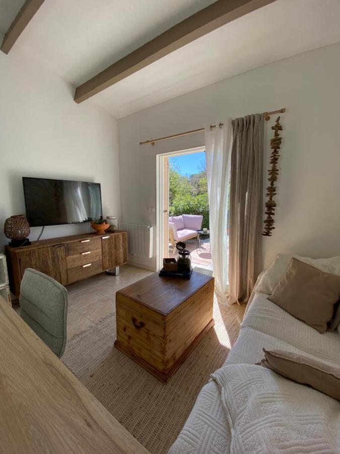 Duplex Face Au Lac A 600 Metres De La Mer Six-Fours-les-Plages Luaran gambar